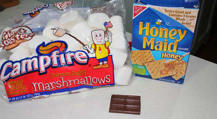 smores-ingredients
