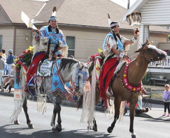 parade HC princesses