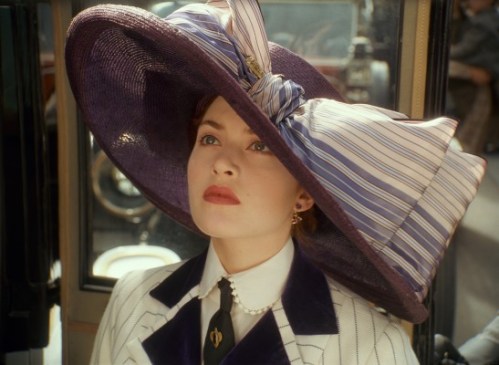 hat rose titanic